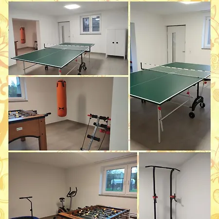 Holiday home Modern Doppelhaus Baunatal