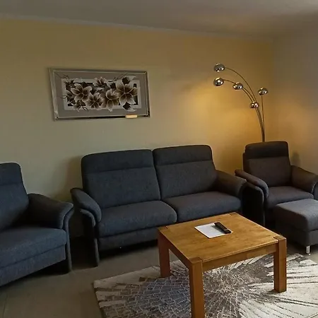 Modern Doppelhaus Hébergement de vacances Baunatal