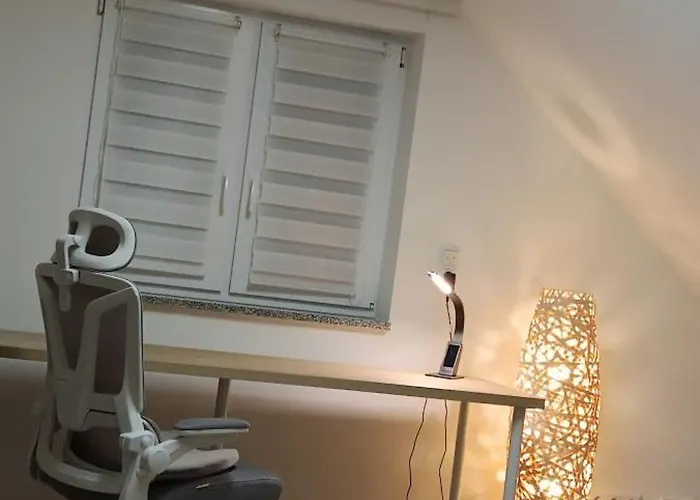 Modern Doppelhaus Hébergement de vacances *